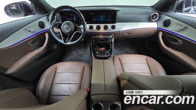 Mercedes-Benz E-Class 2021 — photo 7
