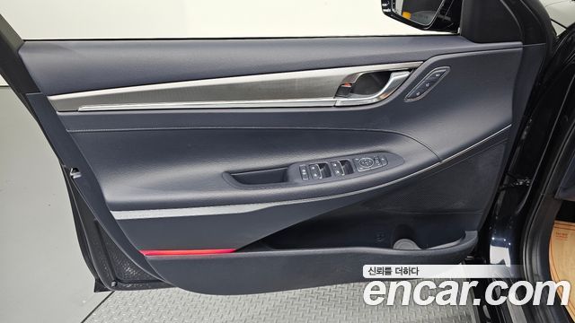 Hyundai Grandeur 2022 — photo 14