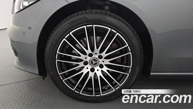 Mercedes-Benz C-Class 2022 — photo 5