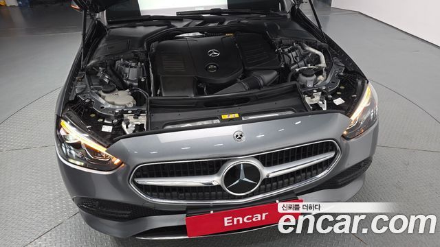 Mercedes-Benz C-Class 2022 — photo 6