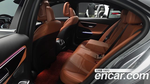 Mercedes-Benz C-Class 2022 — photo 17