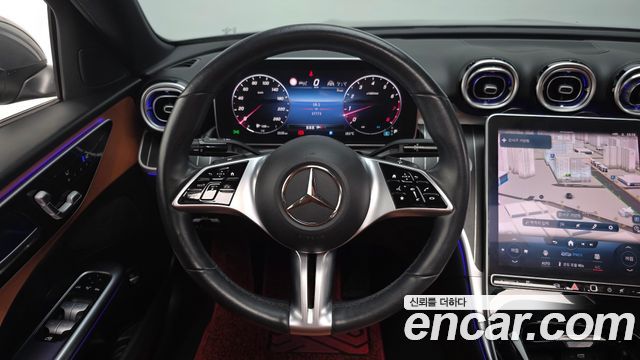 Mercedes-Benz C-Class 2022 — photo 20