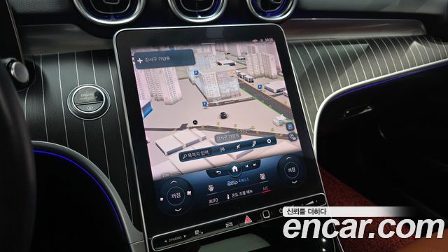 Mercedes-Benz C-Class 2022 — photo 21