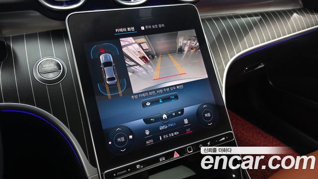 Mercedes-Benz C-Class 2022 — photo 22