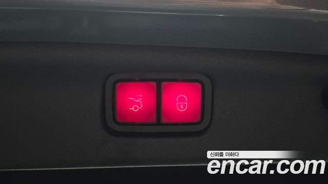 Mercedes-Benz C-Class 2022 — photo 26