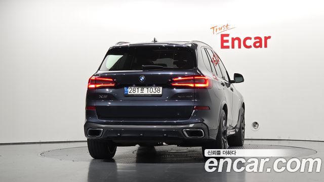 BMW X5 2021 — photo 4
