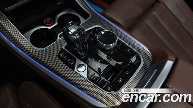 BMW X5 2021 — photo 12