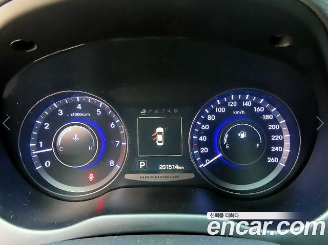 Hyundai Grandeur 2015 — photo 9