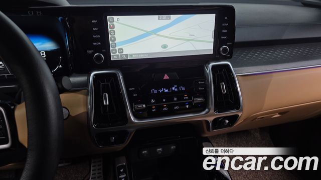 Kia Sorento 2022 — photo 14