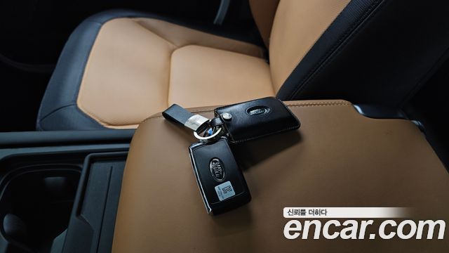 Land Rover Defender 2024 — photo 22