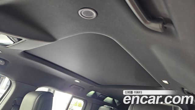 Land Rover Defender 2024 — photo 24