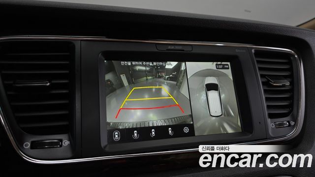 Kia Canival 2019 — photo 22