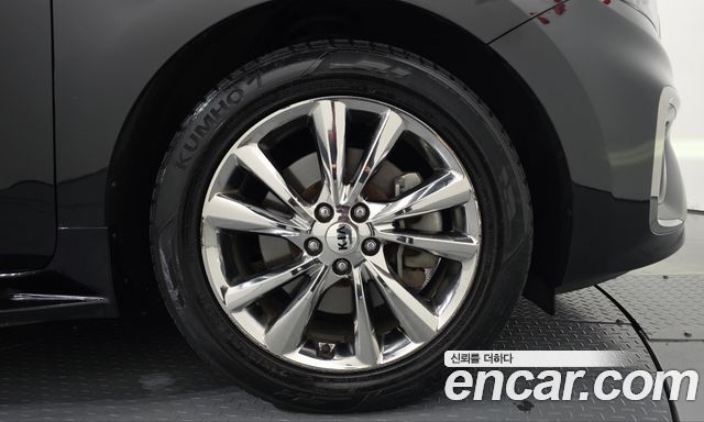 Kia Canival 2019 — photo 7