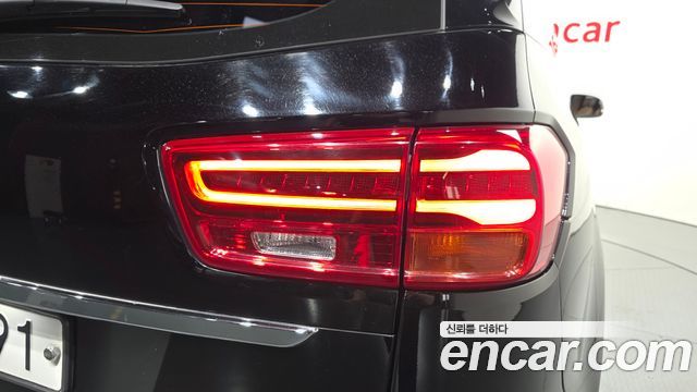Kia Canival 2019 — photo 9
