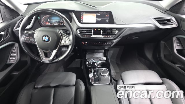 BMW 2-Series 2022 — photo 10