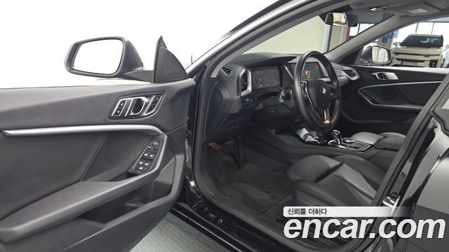 BMW 2-Series 2022 — photo 13