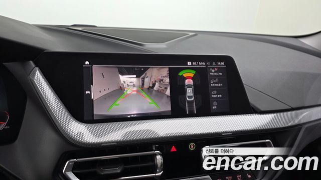 BMW 2-Series 2022 — photo 20