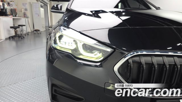 BMW 2-Series 2022 — photo 8