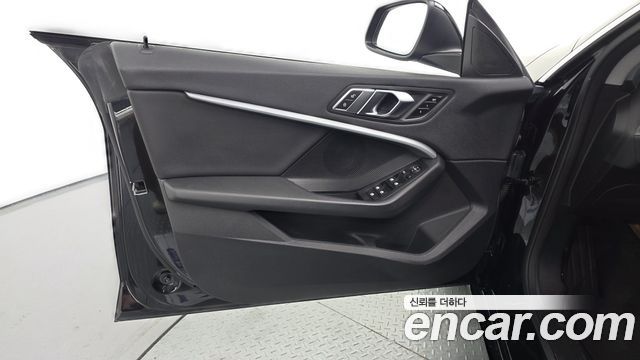 BMW 2-Series 2022 — photo 14