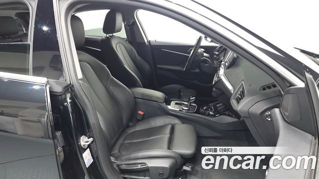 BMW 2-Series 2022 — photo 16