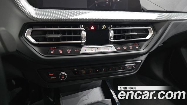BMW 2-Series 2022 — photo 27