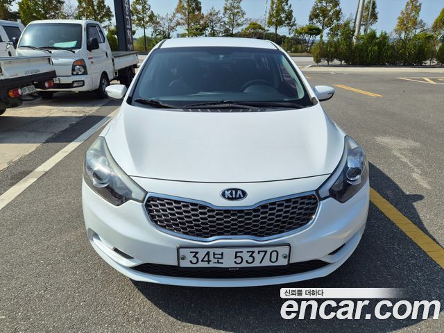 Kia K3 2013 — photo 2