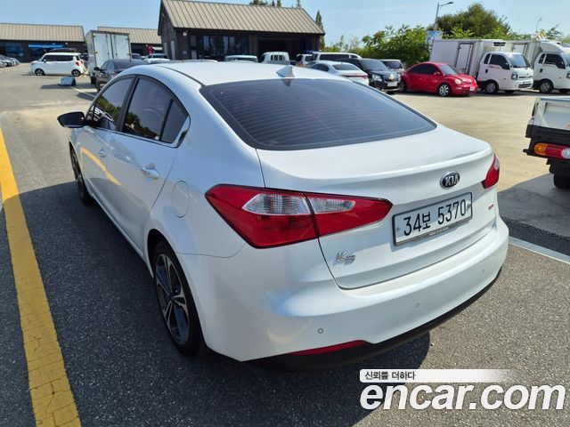 Kia K3 2013 — photo 6