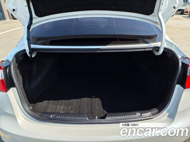 Kia K3 2013 — photo 16