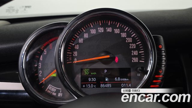 Mini Cooper 2015 — photo 8