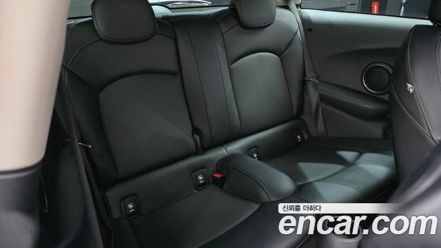 Mini Cooper 2015 — photo 11