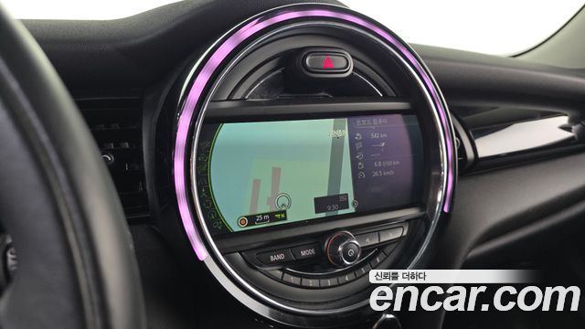 Mini Cooper 2015 — photo 13