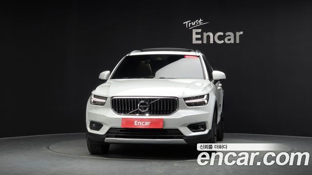 Volvo XC40 2020 — photo 3