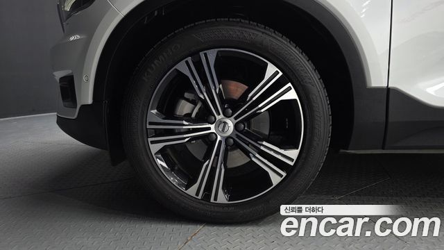 Volvo XC40 2020 — photo 5