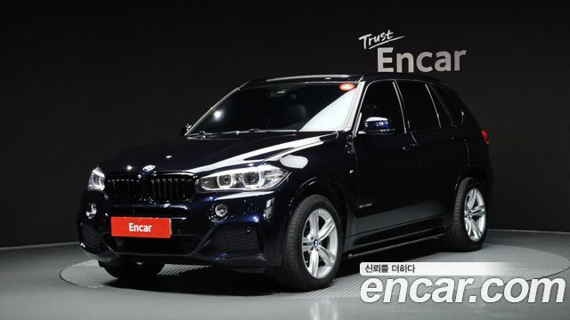 BMW X5 2018 — photo 1