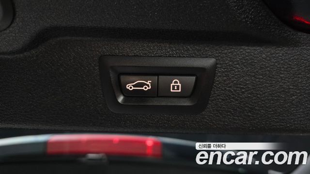 BMW X5 2018 — photo 26