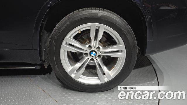 BMW X5 2018 — photo 7