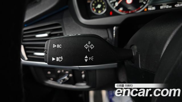 BMW X5 2018 — photo 27