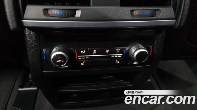 BMW X5 2018 — photo 28