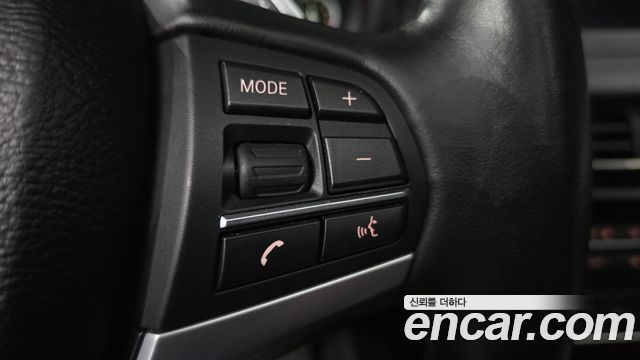 BMW X5 2018 — photo 31