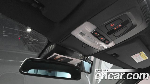 BMW X5 2018 — photo 32