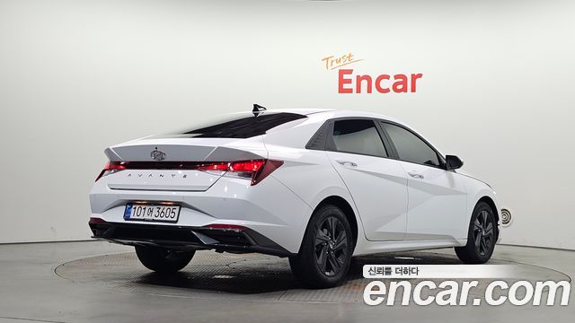Hyundai AVANTE 2023 — photo 2