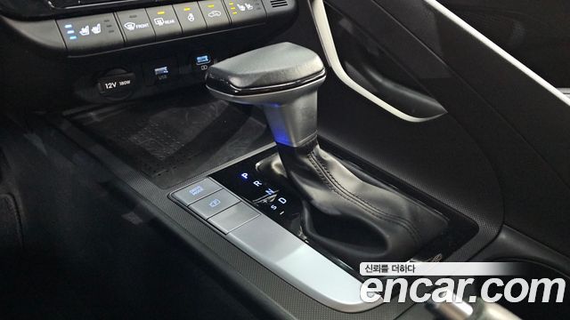Hyundai AVANTE 2023 — photo 9
