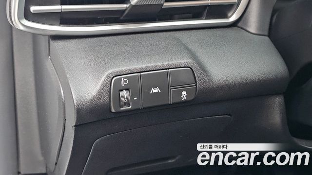 Hyundai AVANTE 2023 — photo 14