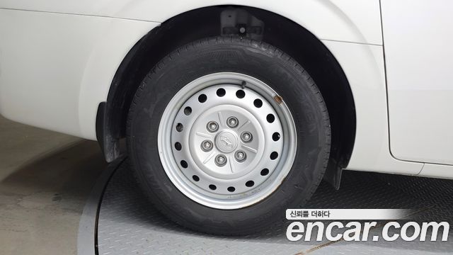 Hyundai Staria 2023 — photo 5