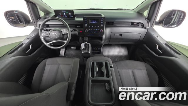 Hyundai Staria 2023 — photo 7