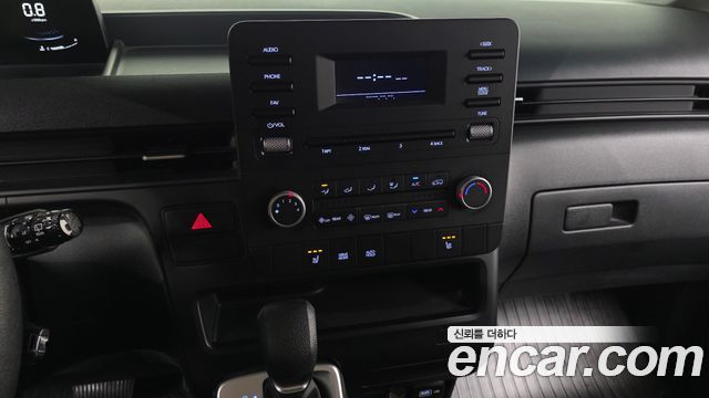 Hyundai Staria 2023 — photo 14