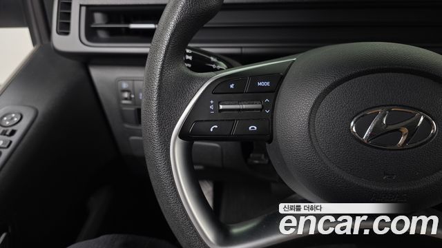 Hyundai Staria 2023 — photo 17