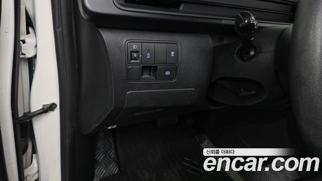 Hyundai Staria 2023 — photo 19