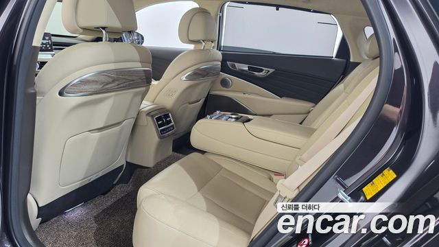 Kia K9 2022 — photo 17