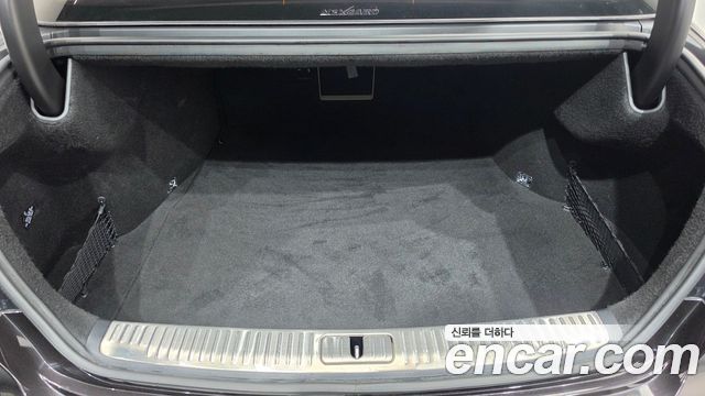 Kia K9 2022 — photo 25